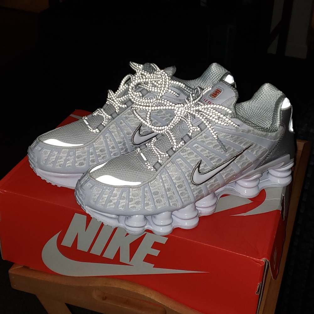 Nike ShoxRunning shoes